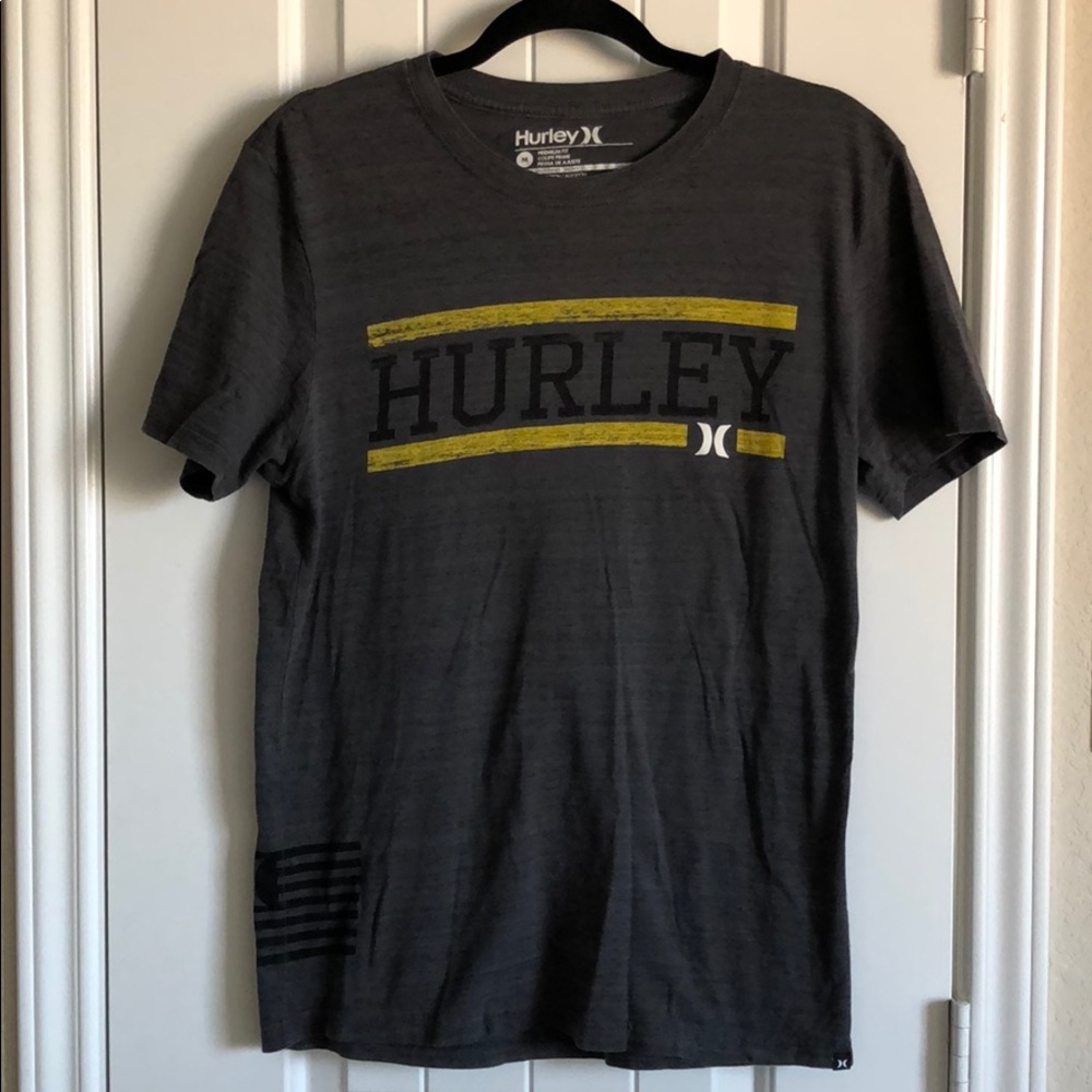 Hurley graphic tee sz M